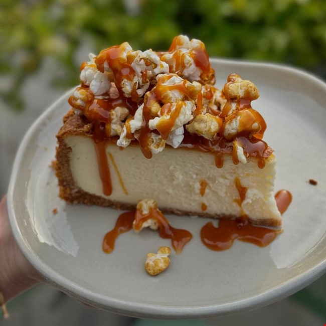 Karamel Popcorn Cheesecake